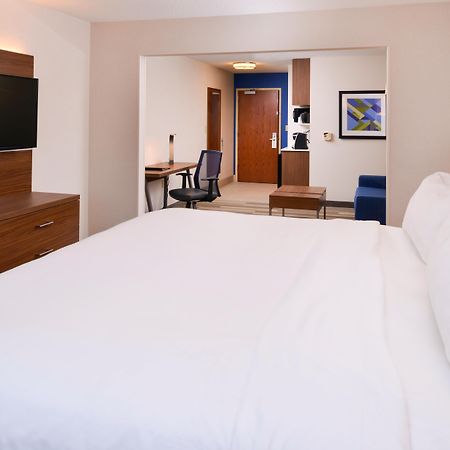 Holiday Inn Express Hotel & Suites Urbana-Champaign-U Of I Area By Ihg Ngoại thất bức ảnh