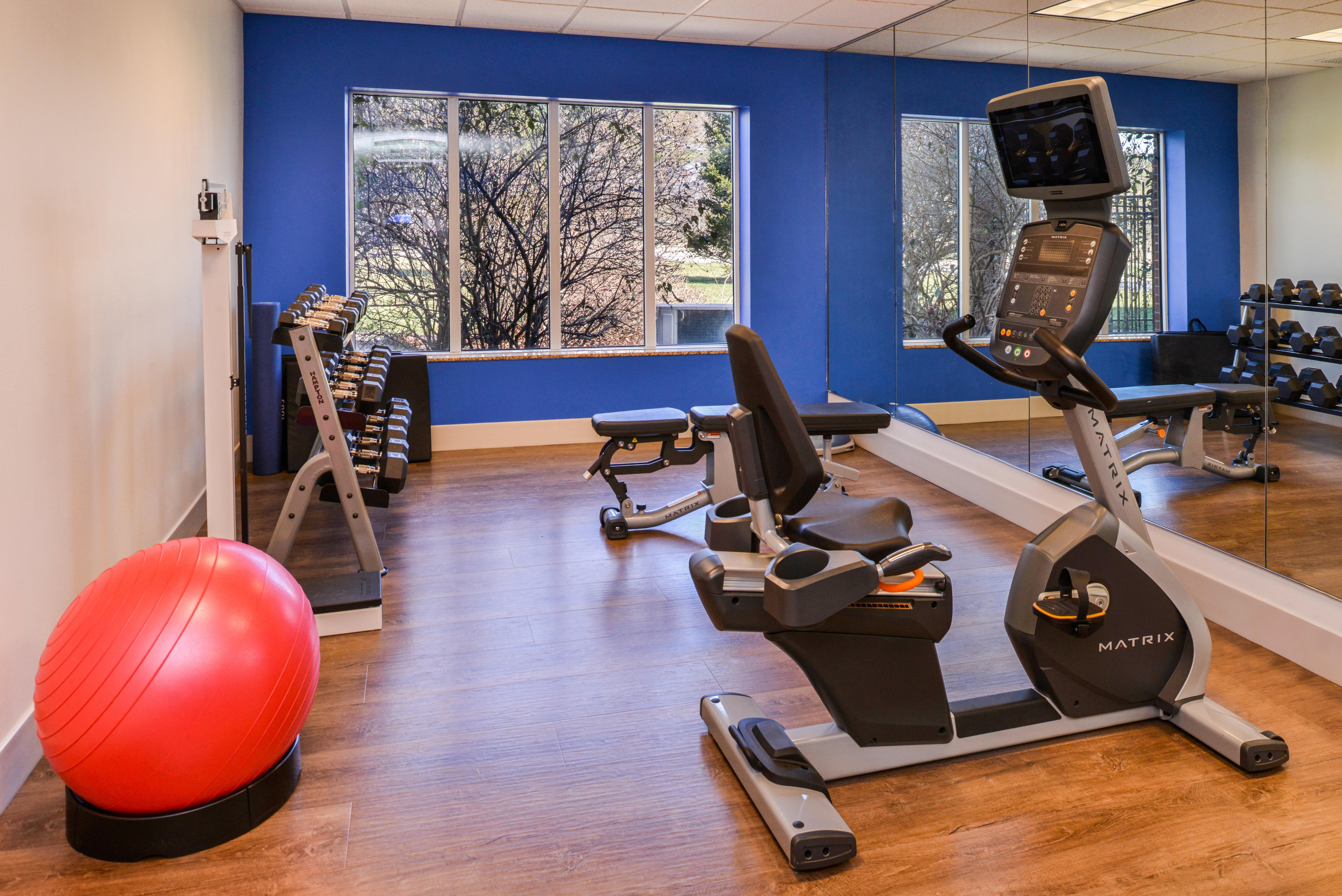 Holiday Inn Express Hotel & Suites Urbana-Champaign-U Of I Area By Ihg Ngoại thất bức ảnh